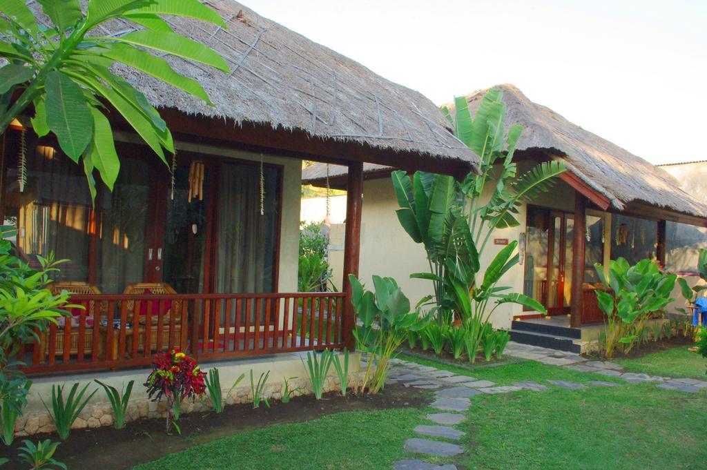 Jo Je Bungalows And Beach Bar Мангсит Экстерьер фото