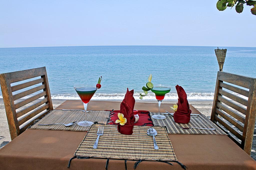 Jo Je Bungalows And Beach Bar Мангсит Экстерьер фото