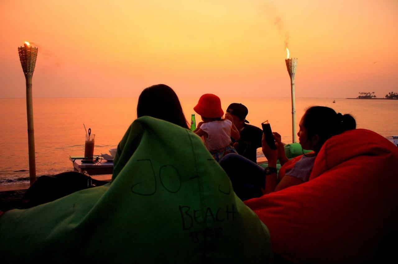Jo Je Bungalows And Beach Bar Мангсит Экстерьер фото